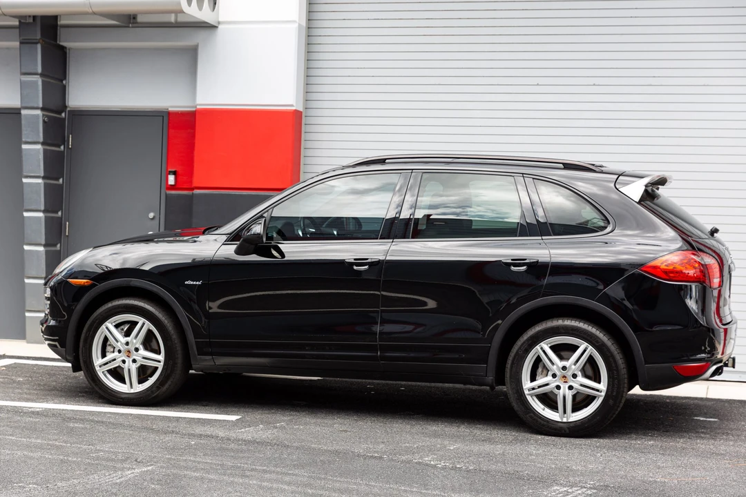 2014 Porsche 958 Cayenne Diesel - Image 11 of 31