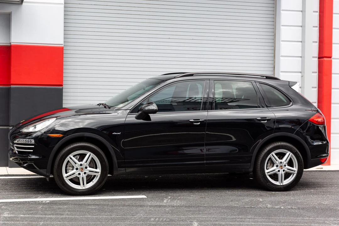 2014 Porsche 958 Cayenne Diesel - Image 9 of 31