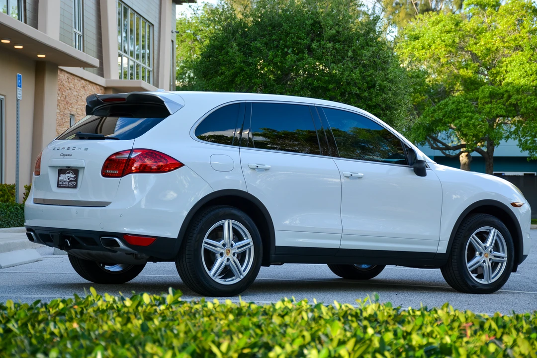 2014 Porsche 958 Cayenne Diesel - Image 13 of 31