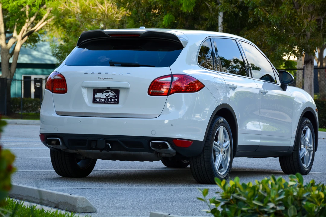 2014 Porsche 958 Cayenne Diesel - Image 15 of 31