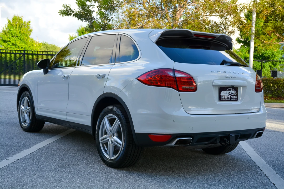 2014 Porsche 958 Cayenne Diesel - Image 18 of 31