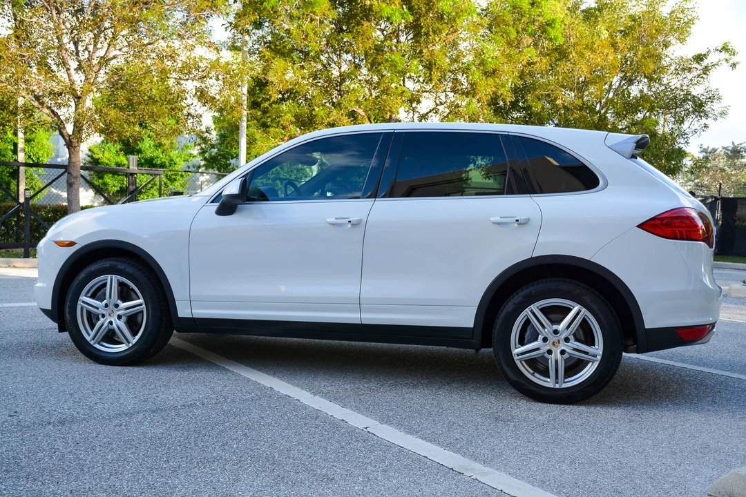 2014 Porsche 958 Cayenne Diesel - Image 19 of 31