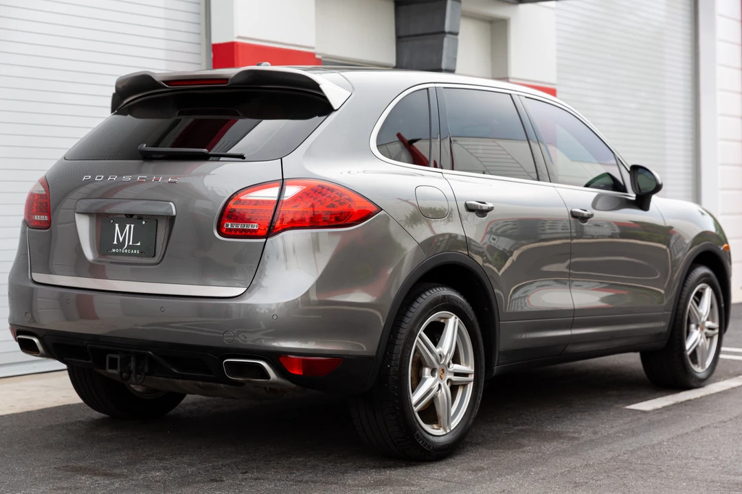 2014 Porsche 958 Cayenne Diesel - Image 15 of 31