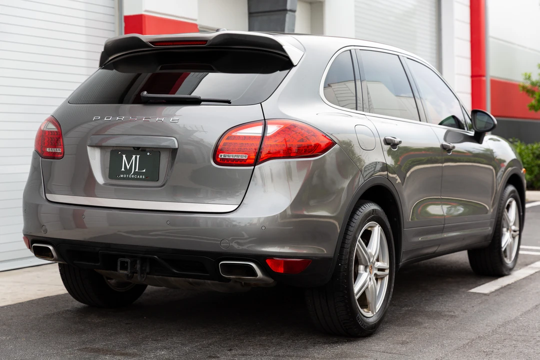 2014 Porsche 958 Cayenne Diesel - Image 16 of 31