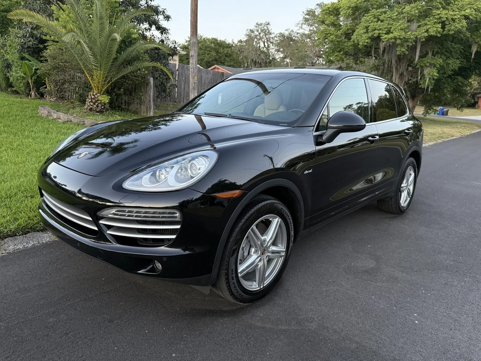 2014 Porsche 958 Cayenne Diesel - Image 3 of 31