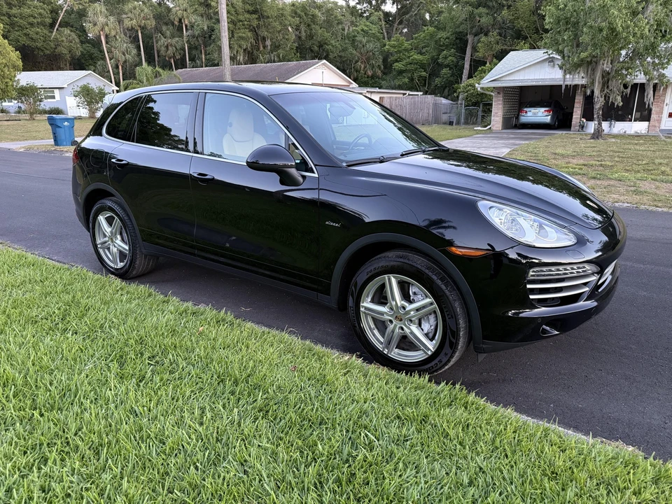 2014 Porsche 958 Cayenne Diesel - Image 18 of 31