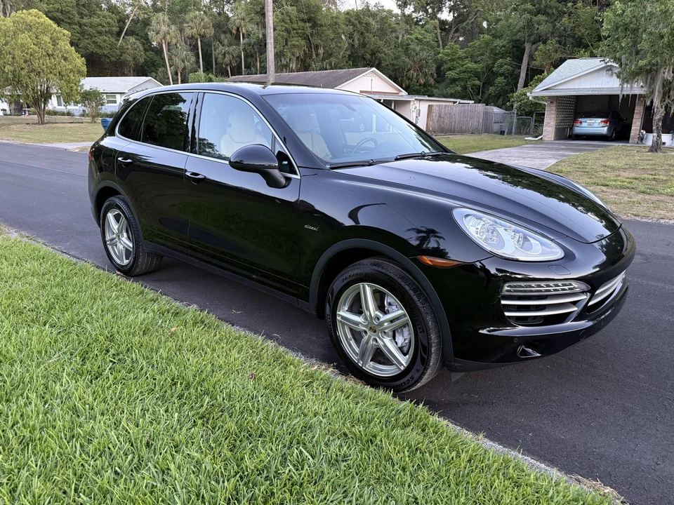 2014 Porsche 958 Cayenne Diesel - Image 17 of 31