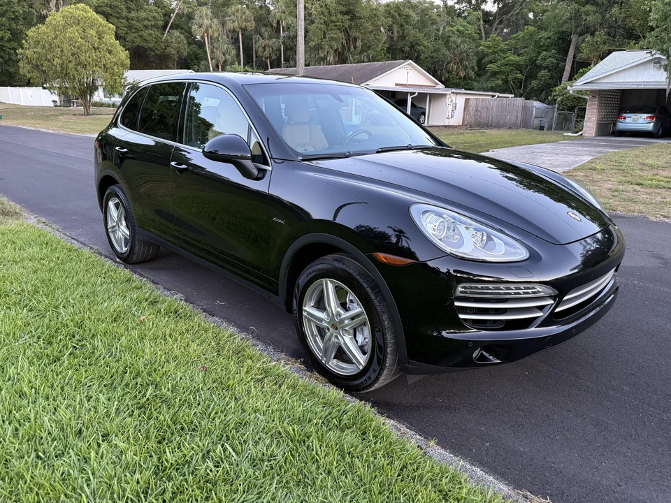 2014 Porsche 958 Cayenne Diesel - Image 16 of 31