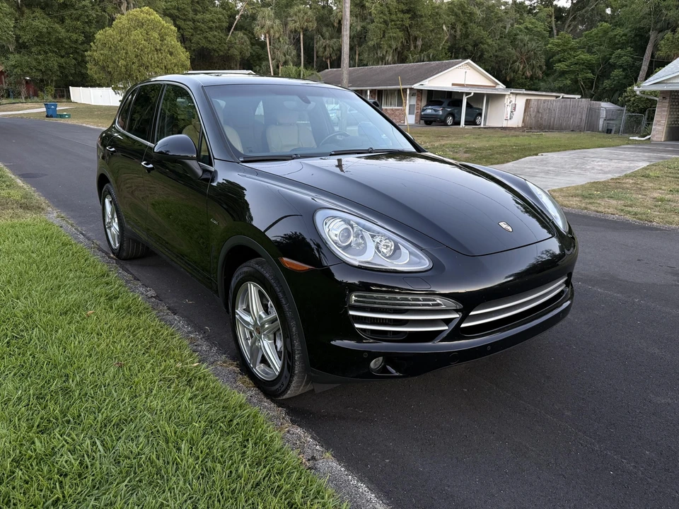 2014 Porsche 958 Cayenne Diesel - Image 14 of 31