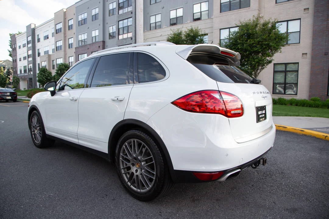 2014 Porsche 958 Cayenne Diesel - Image 8 of 31