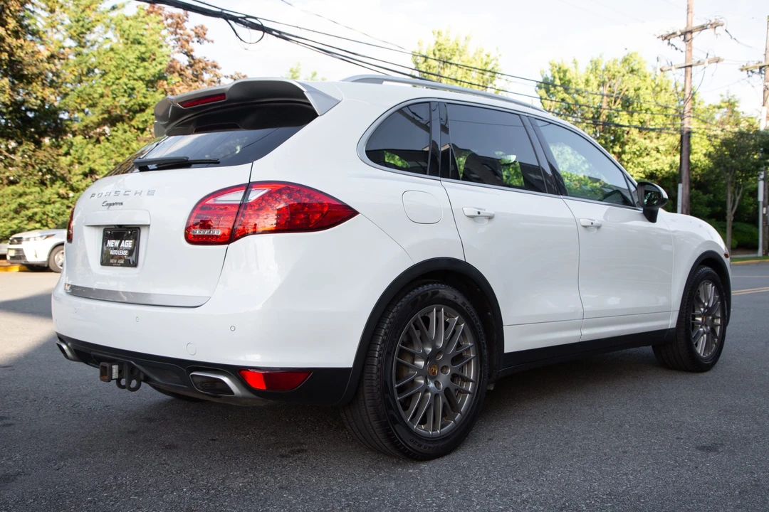 2014 Porsche 958 Cayenne Diesel - Image 14 of 31