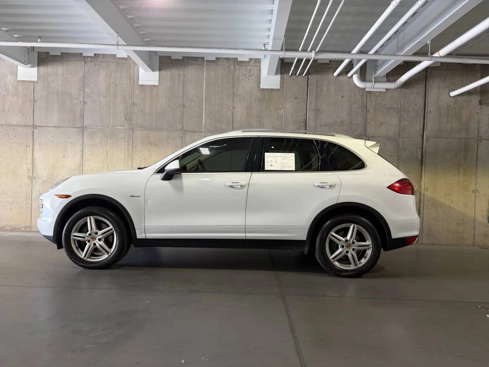2014 Porsche 958 Cayenne Diesel - Image 2 of 5