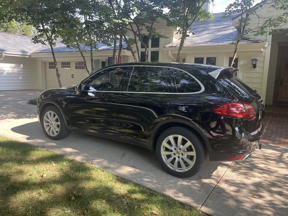 2014 Porsche 958 Cayenne Diesel - Image 15 of 31
