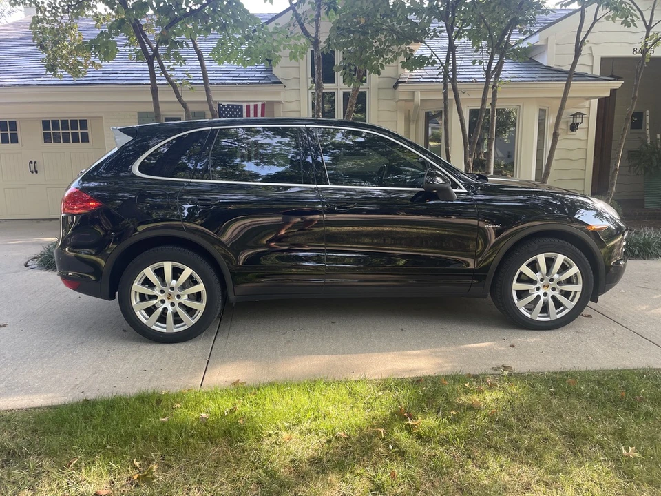 2014 Porsche 958 Cayenne Diesel - Image 8 of 31