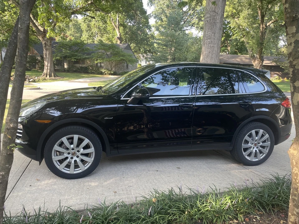 2014 Porsche 958 Cayenne Diesel - Image 18 of 31