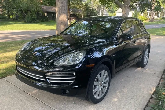 2014 Porsche Cayenne Diesel Platinum Edition