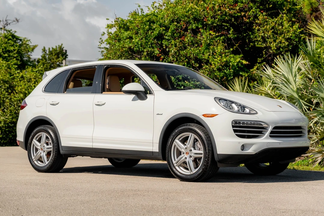 2014 Porsche 958 Cayenne Diesel - Image 8 of 31