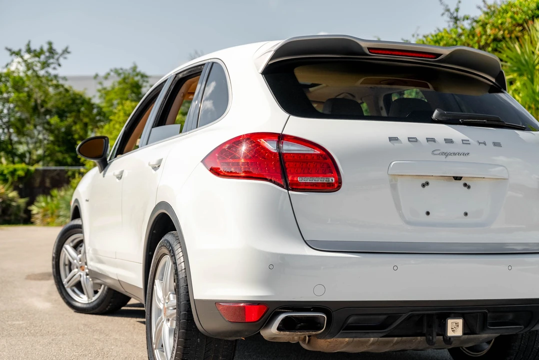 2014 Porsche 958 Cayenne Diesel - Image 20 of 31