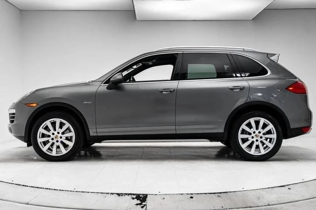 2014 Porsche 958 Cayenne Diesel - Image 2 of 4