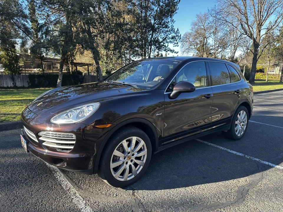2014 Porsche 958 Cayenne Diesel - Image 8 of 31