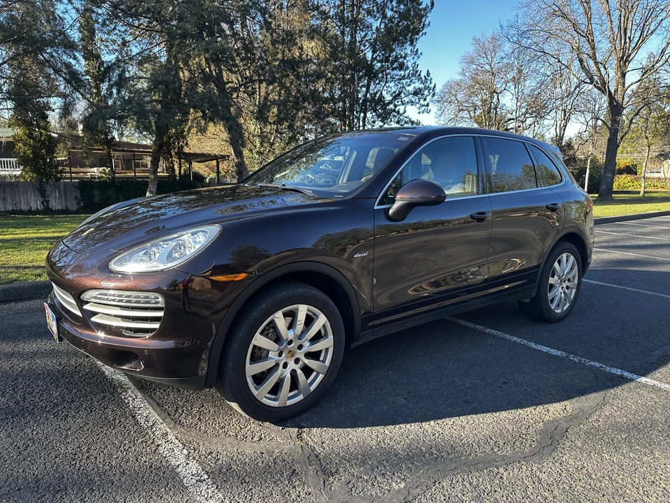 2014 Porsche 958 Cayenne Diesel - Image 7 of 31