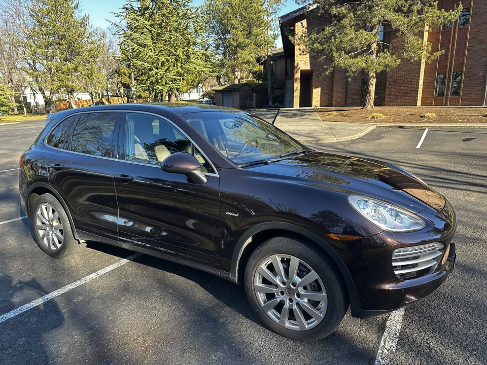 2014 Porsche 958 Cayenne Diesel - Image 22 of 31
