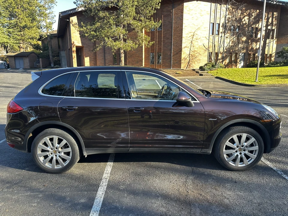 2014 Porsche 958 Cayenne Diesel - Image 19 of 31