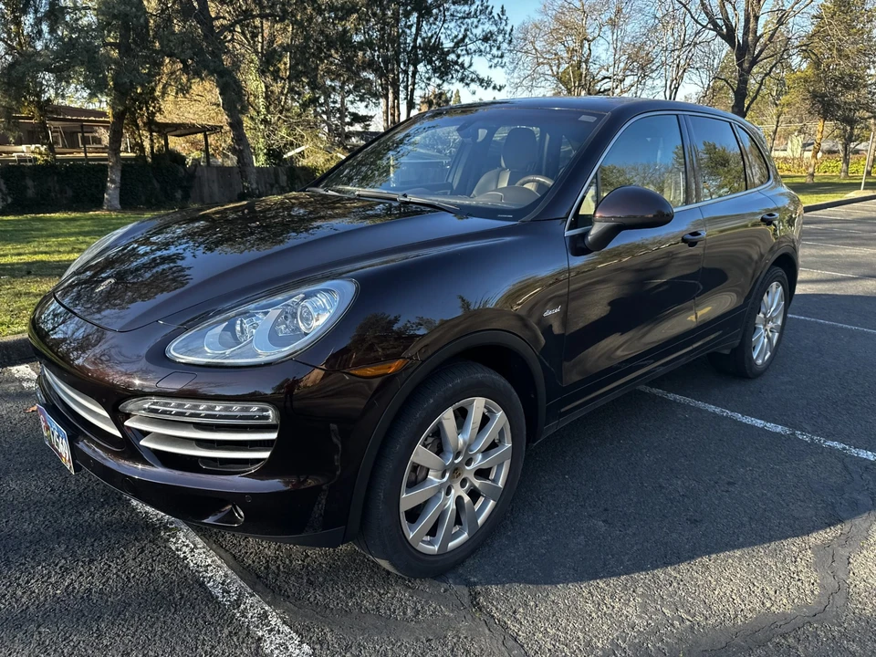 2014 Porsche 958 Cayenne Diesel - Image 2 of 31