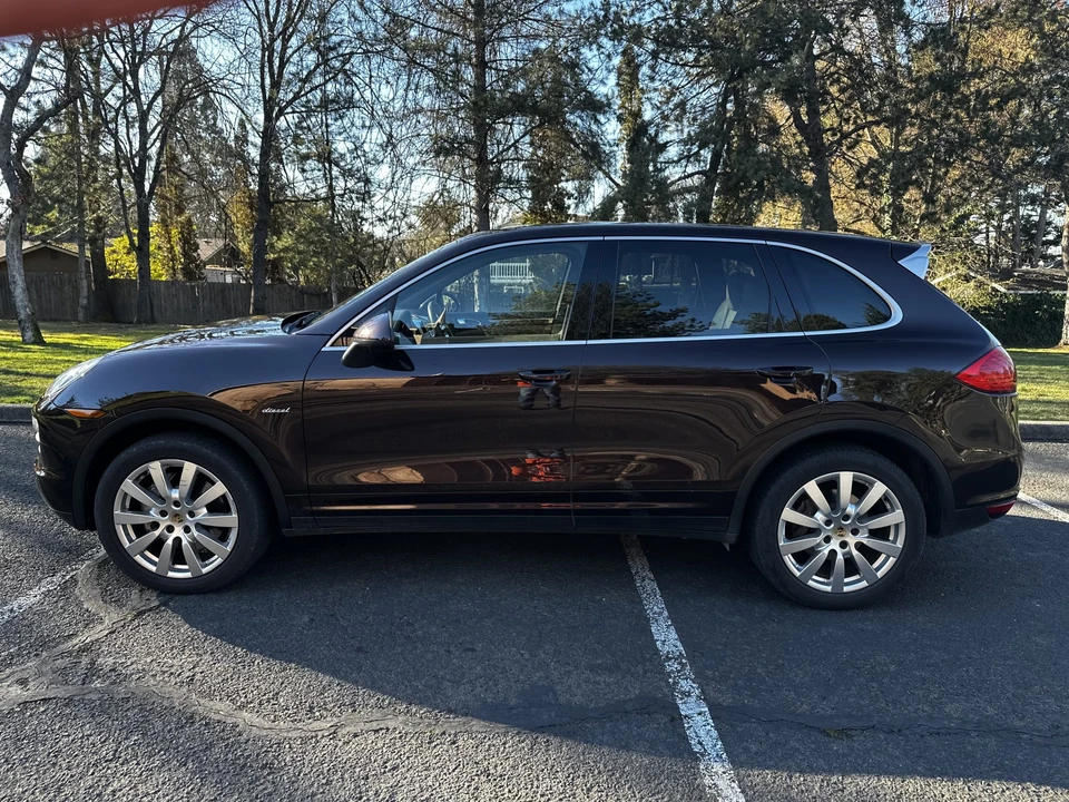 2014 Porsche 958 Cayenne Diesel - Image 11 of 31
