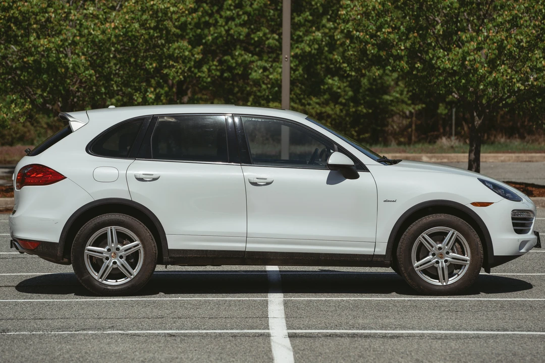 2014 Porsche 958 Cayenne Diesel - Image 19 of 31