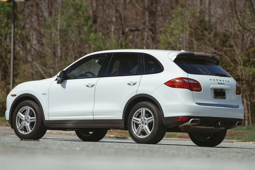 2014 Porsche 958 Cayenne Diesel - Image 13 of 31