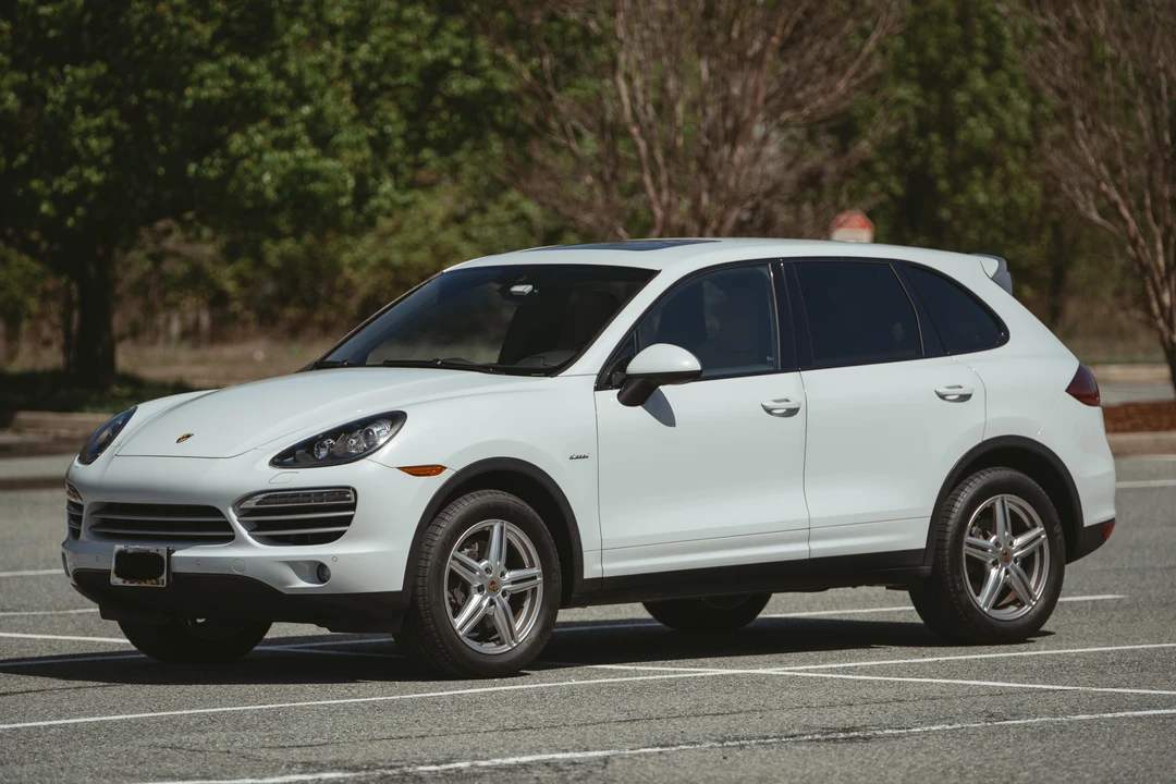 2014 Porsche 958 Cayenne Diesel - Image 10 of 31