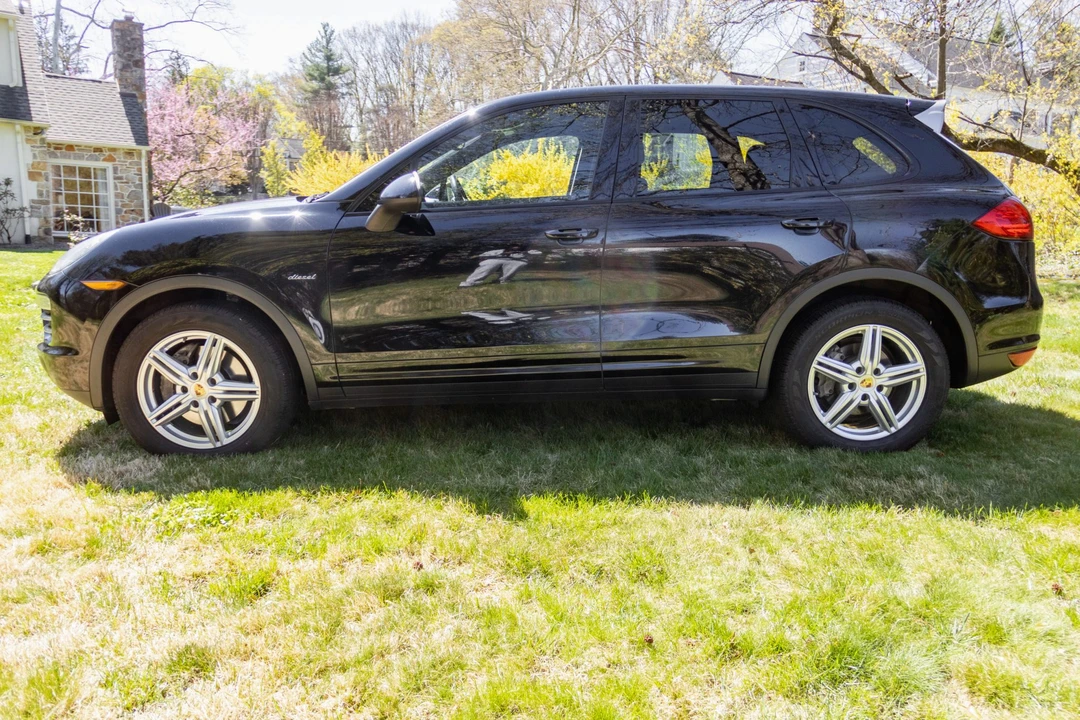 2014 Porsche 958 Cayenne Diesel - Image 3 of 31