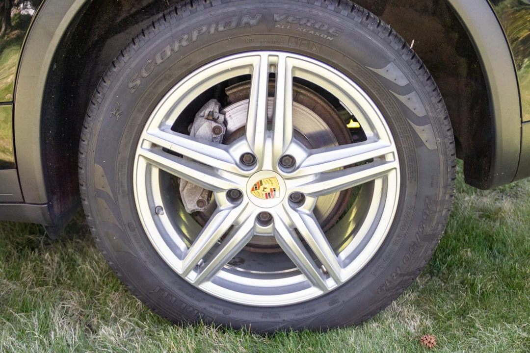 2014 Porsche 958 Cayenne Diesel - Image 24 of 31