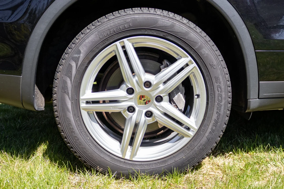 2014 Porsche 958 Cayenne Diesel - Image 25 of 31