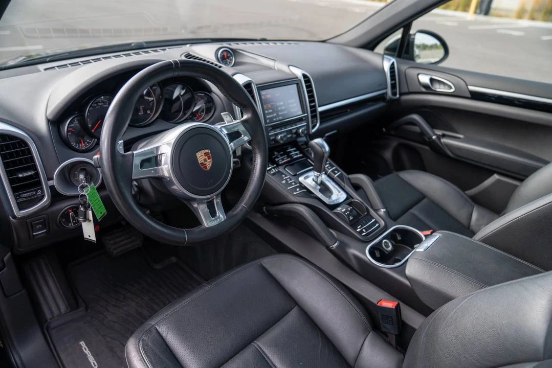 2014 Porsche 958 Cayenne Diesel - Image 4 of 5