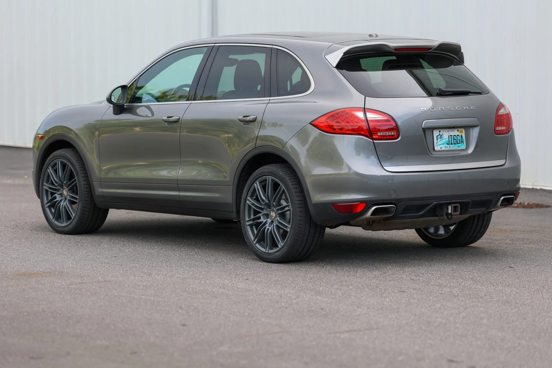 2014 Porsche 958 Cayenne Diesel - Image 28 of 31