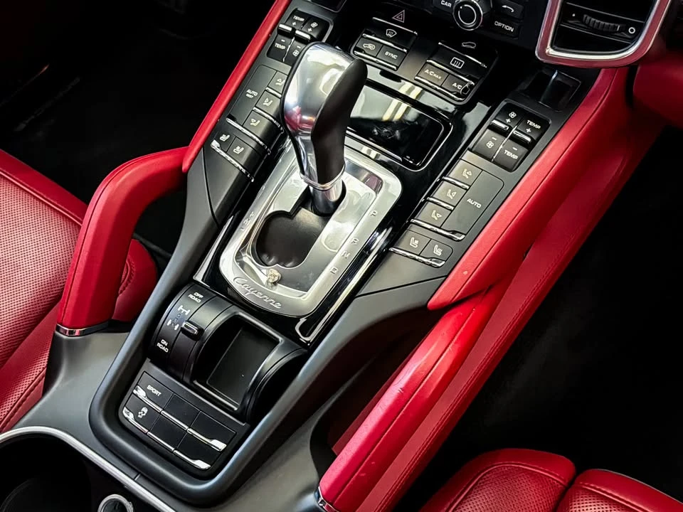 2014 Porsche 958 Cayenne Diesel - Image 18 of 20