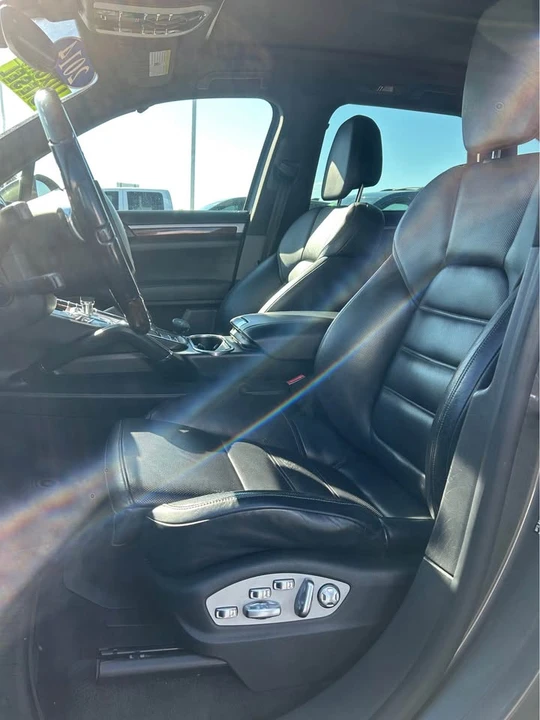 2014 Porsche 958 Cayenne Diesel - Image 12 of 17