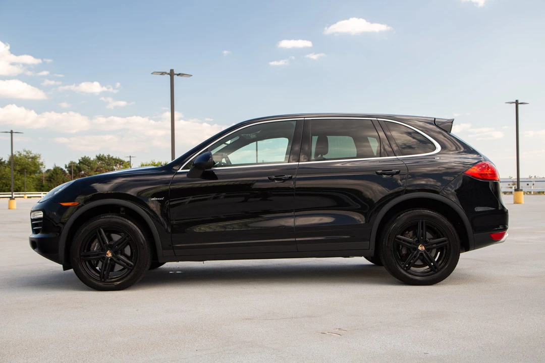 2014 Porsche 958 Cayenne Diesel - Image 18 of 31