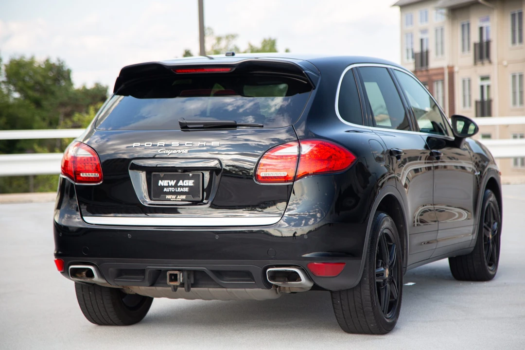 2014 Porsche 958 Cayenne Diesel - Image 30 of 31