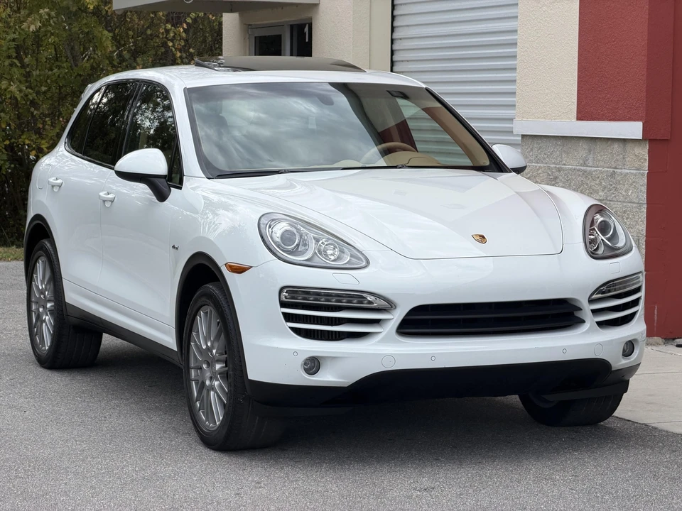 2014 Porsche 958 Cayenne Diesel - Image 7 of 31