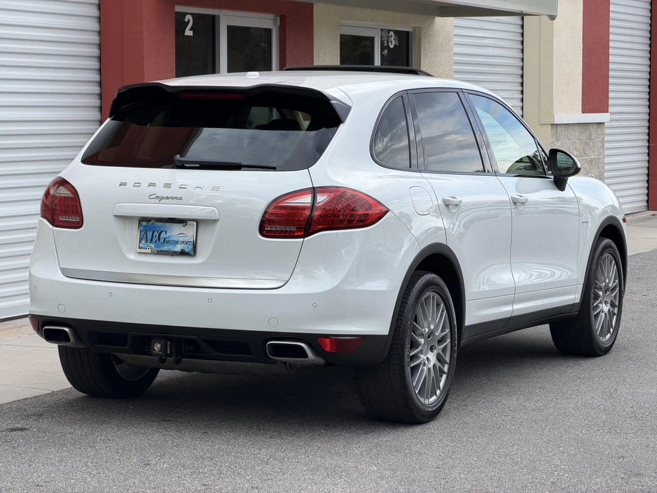 2014 Porsche 958 Cayenne Diesel - Image 15 of 31