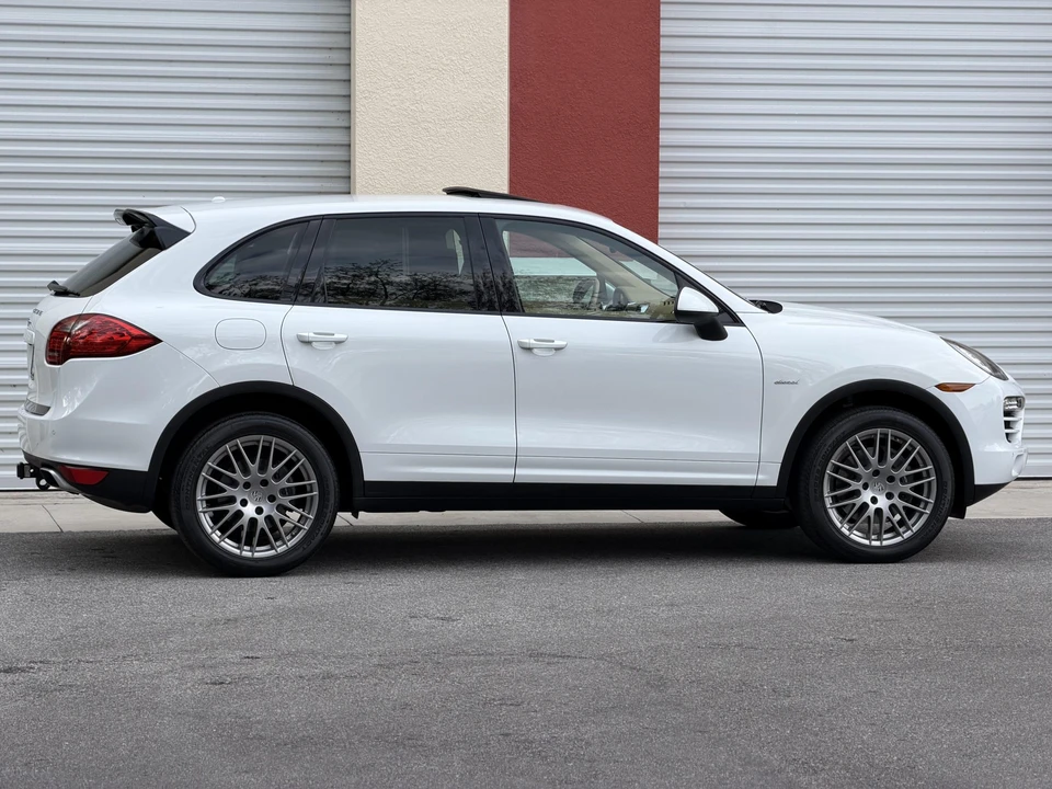 2014 Porsche 958 Cayenne Diesel - Image 12 of 31