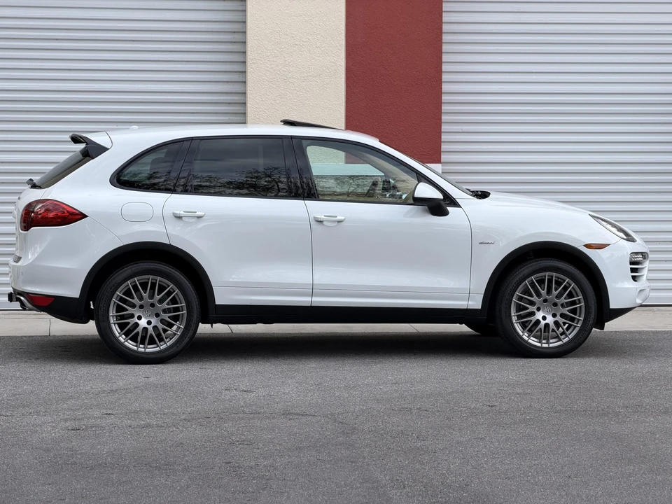 2014 Porsche 958 Cayenne Diesel - Image 10 of 31