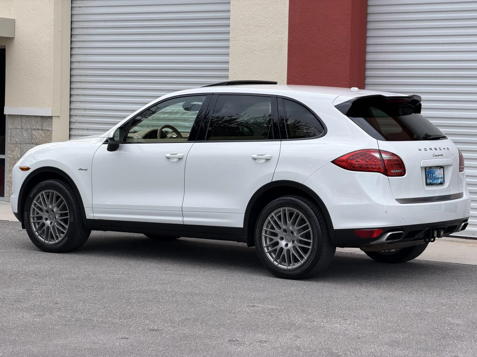 2014 Porsche 958 Cayenne Diesel - Image 21 of 31