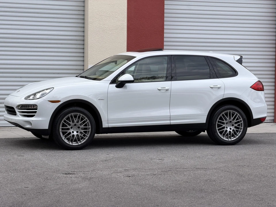 2014 Porsche 958 Cayenne Diesel - Image 27 of 31