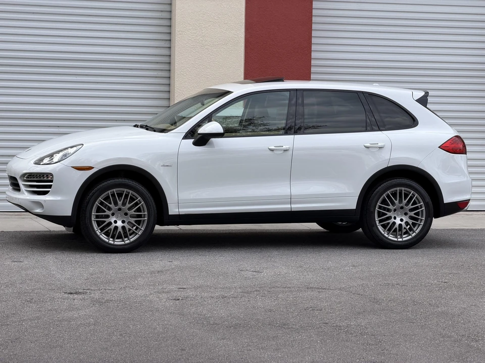 2014 Porsche 958 Cayenne Diesel - Image 25 of 31