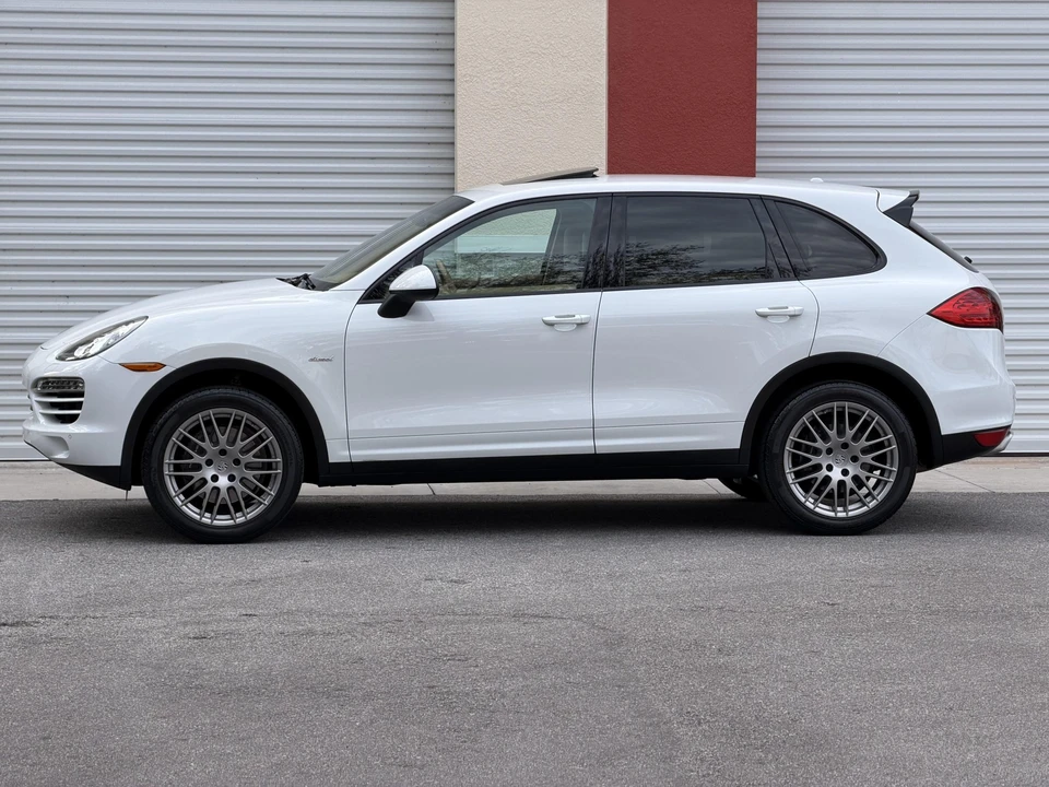 2014 Porsche 958 Cayenne Diesel - Image 23 of 31