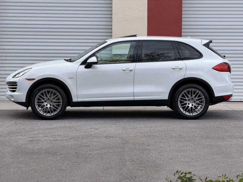 2014 Porsche 958 Cayenne Diesel - Image 22 of 31